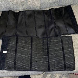 2 Waist trainers